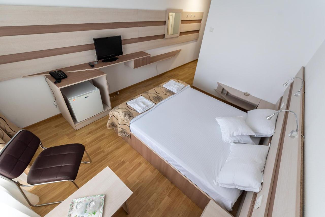 Hotel Capitol Жупитер Экстерьер фото